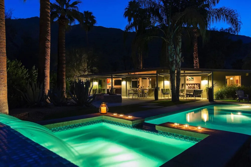 Mesa Mid Century