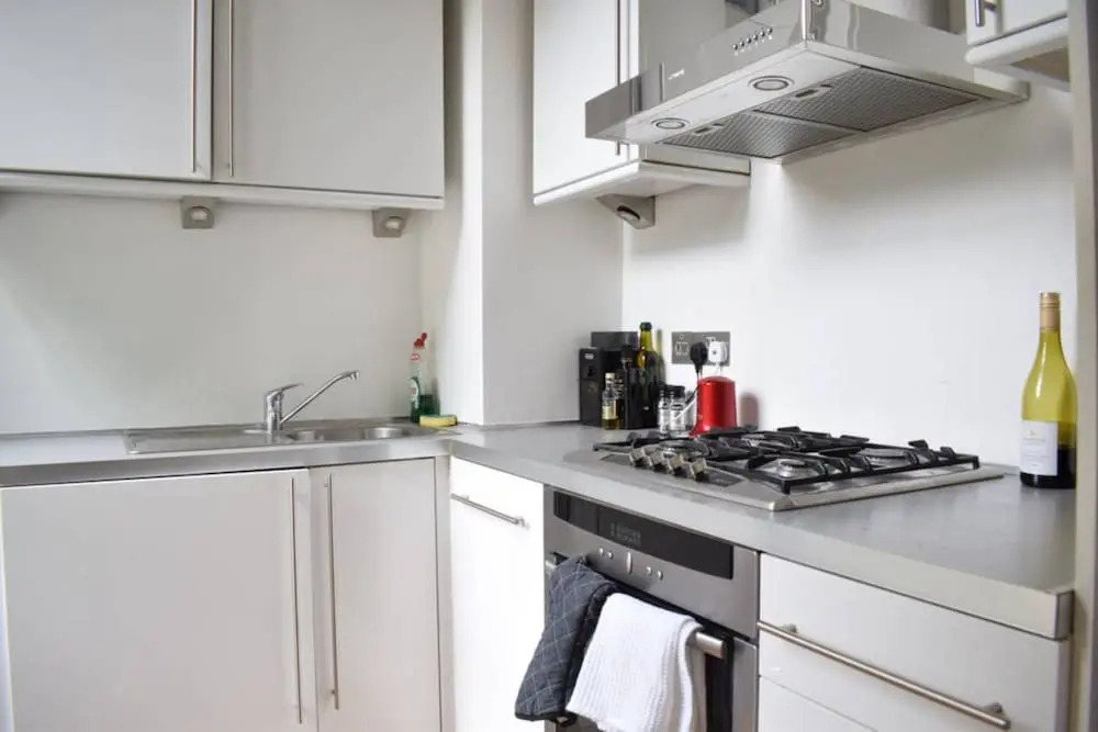 Modern 1 Bedroom Flat in Maida Vale