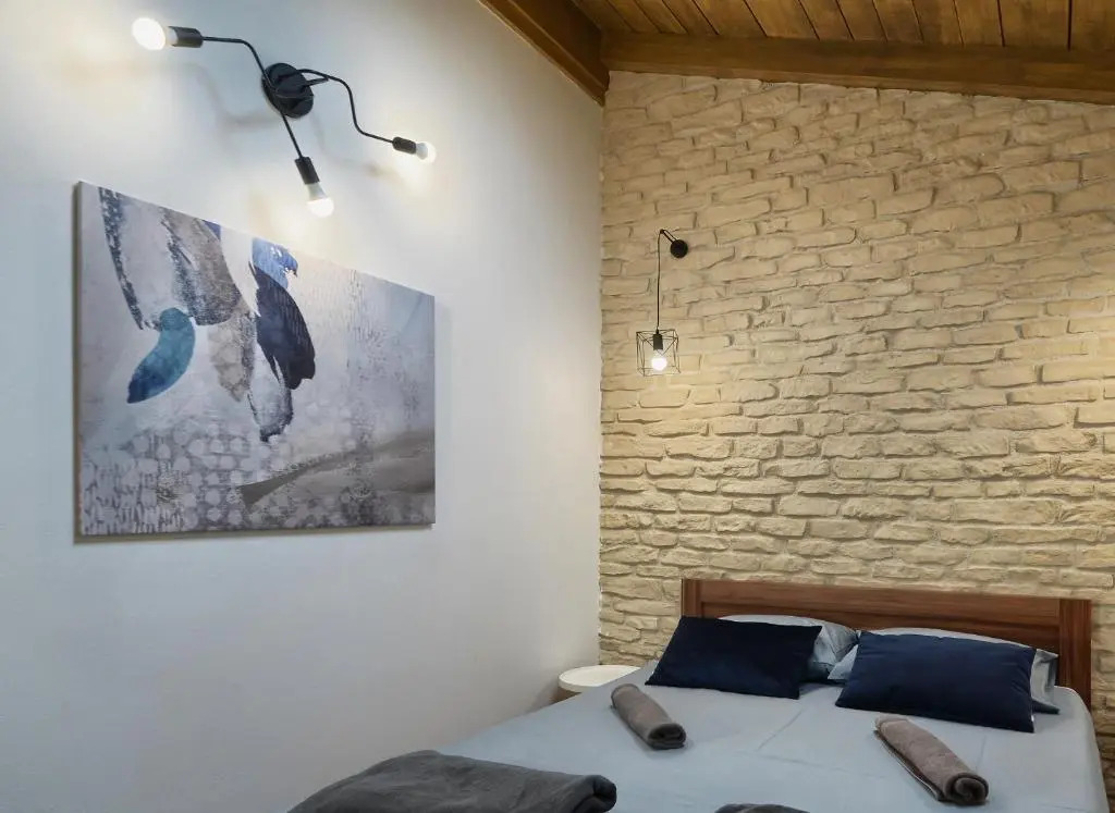 Cozy, Spacious and Fenced Holiday Home Near the Sea