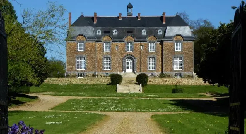 CHATEAU du PERRAY