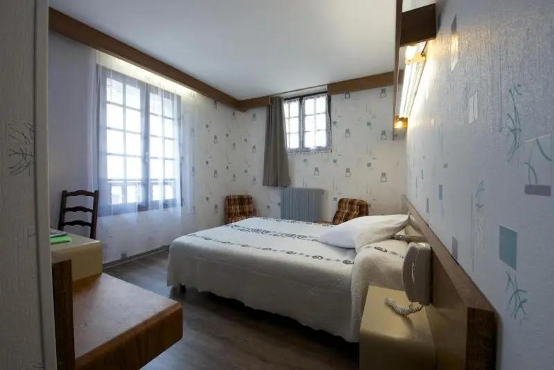 Logis Hotel De France