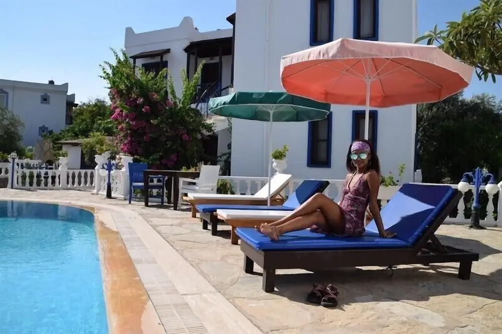 Derin Suite Hotel