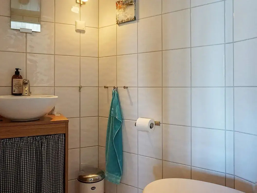 9 Person Holiday Home in Tanumshede-by Traum