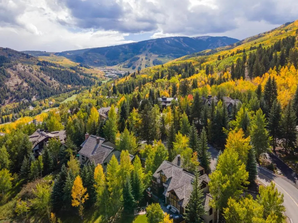Modern Beaver Creek Private House