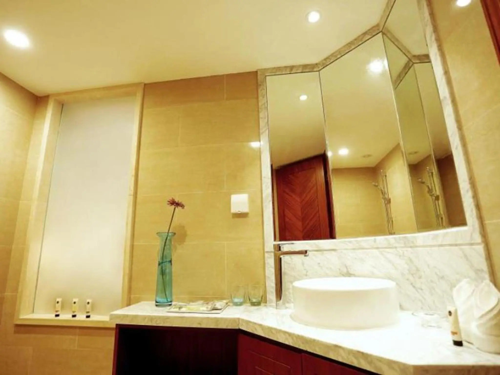 Qingdao Impression Hotel