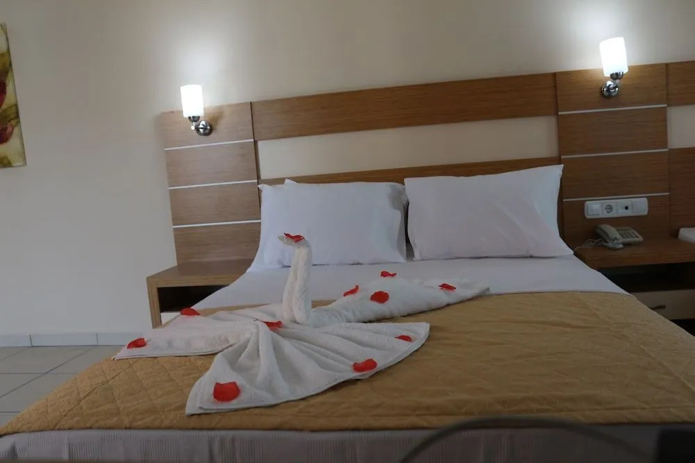 Green House City Hotel
