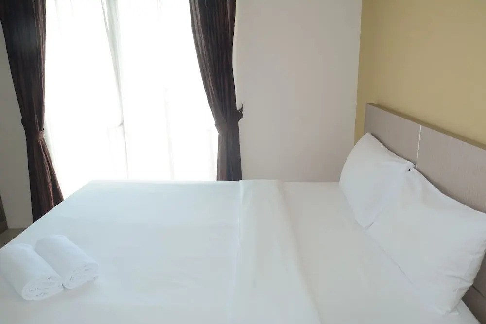 1 Bedroom at Cosmo Mansion Apartment by Travelio