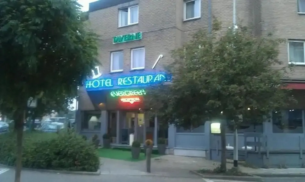 Hotel Evergreen