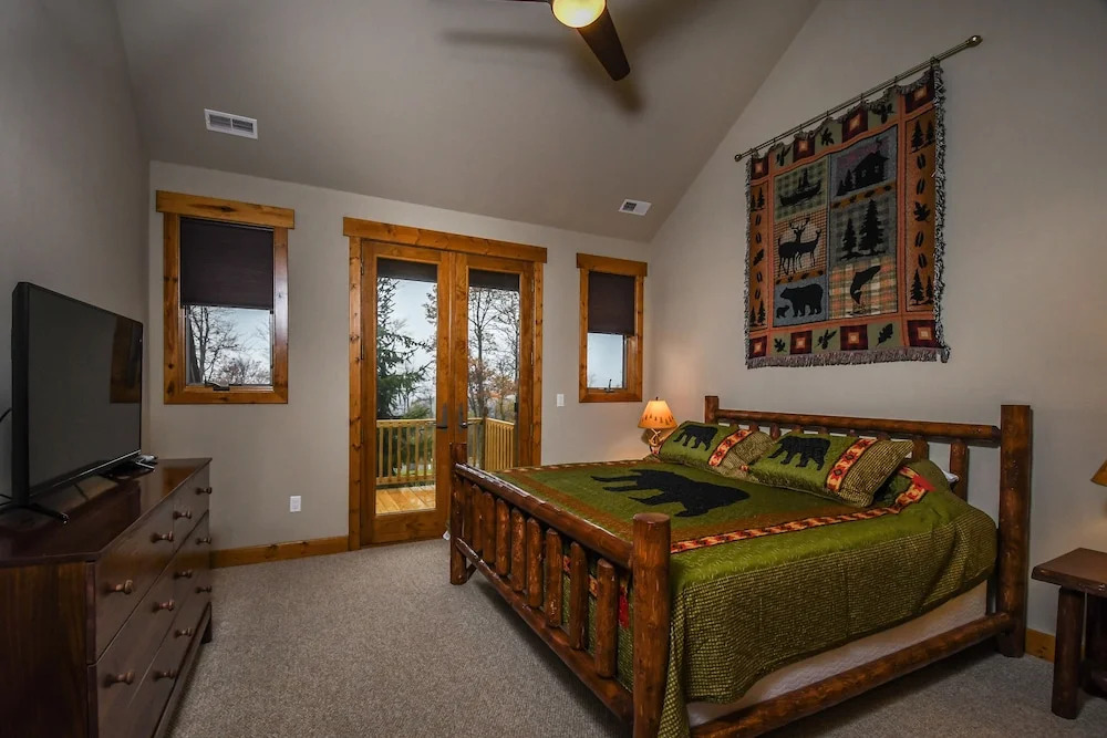 Big Sky 4 Bedroom Townhome