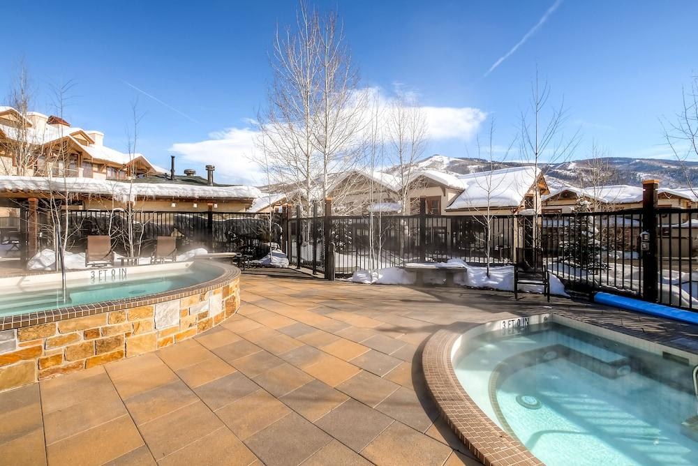 Mountain View At Eagleridge Town Homes