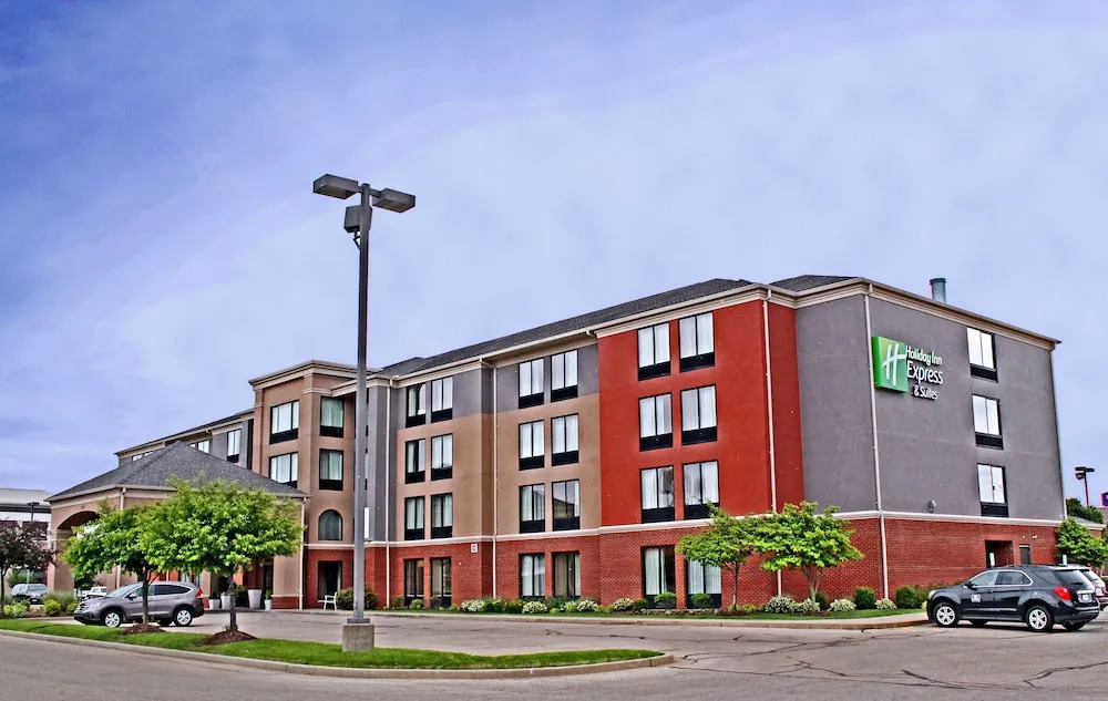Holiday Inn Express & Suites Cape Girardeau I-55