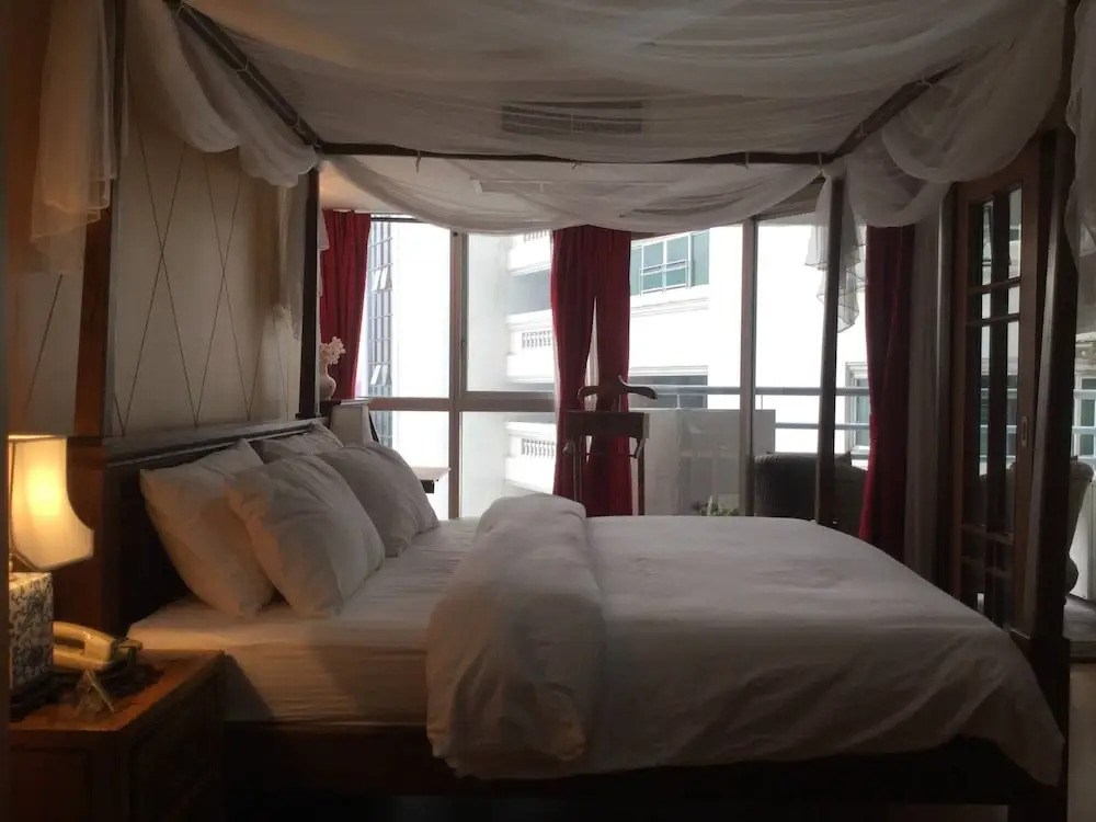 Oriental 1br With Pool & Gym Near BTS Phrom Phong
