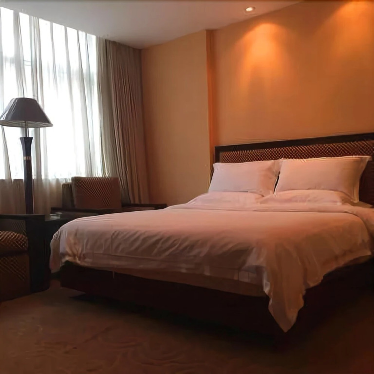Dongya Business Hotel