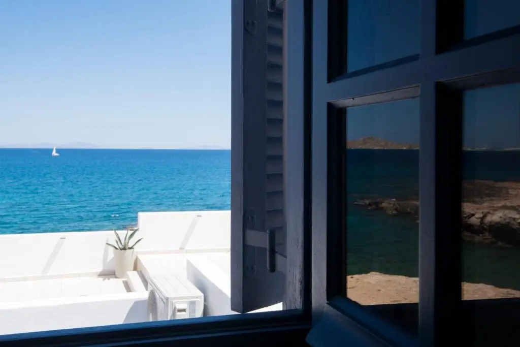 THALASSA Seafront Superb 1BD house in Naousa