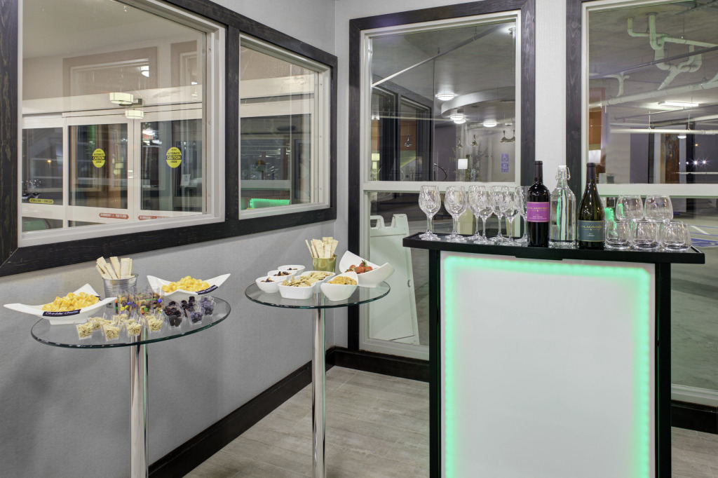 Holiday Inn Windsor - Wine Country by IHG