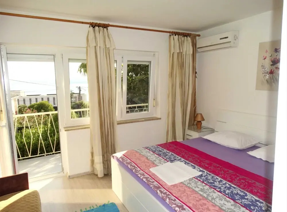 Crikvenica Tranquil and Stylish Apartments With Sea View