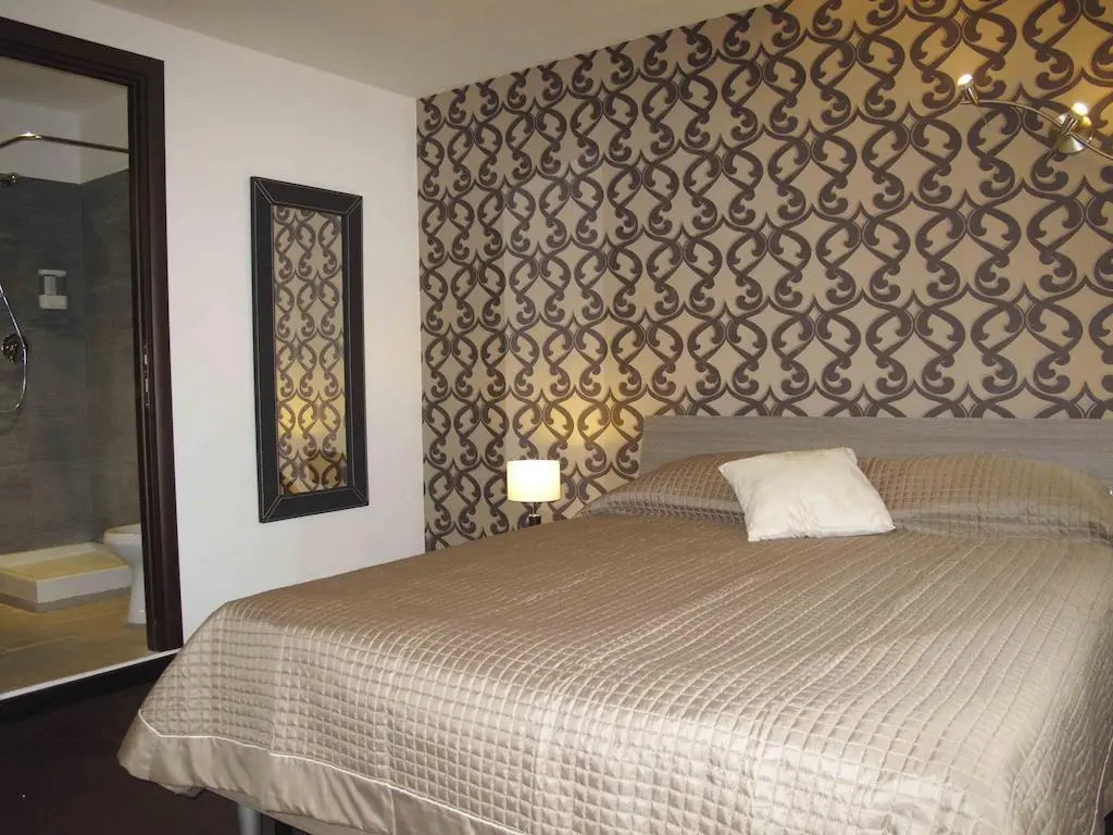 Bedrooms In Rome Guesthouse
