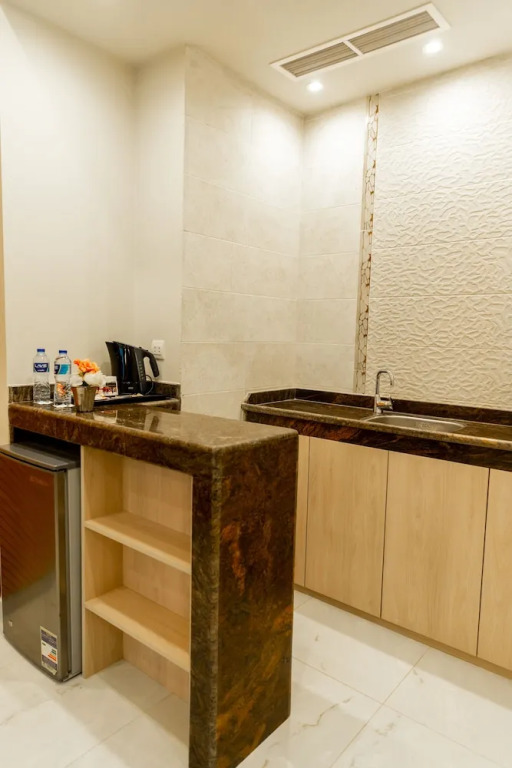 Lamar Azur Hotel
