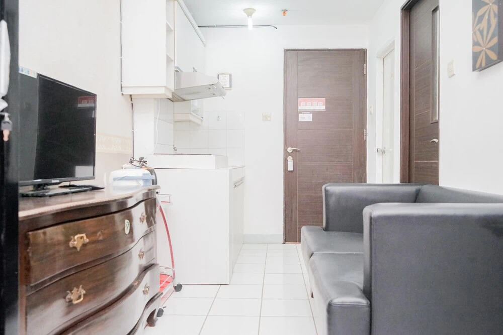 Delightful 2Br at Sky View Apartment Serpong Near BSD