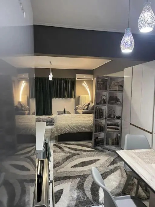 Central Modern Apartment Volos