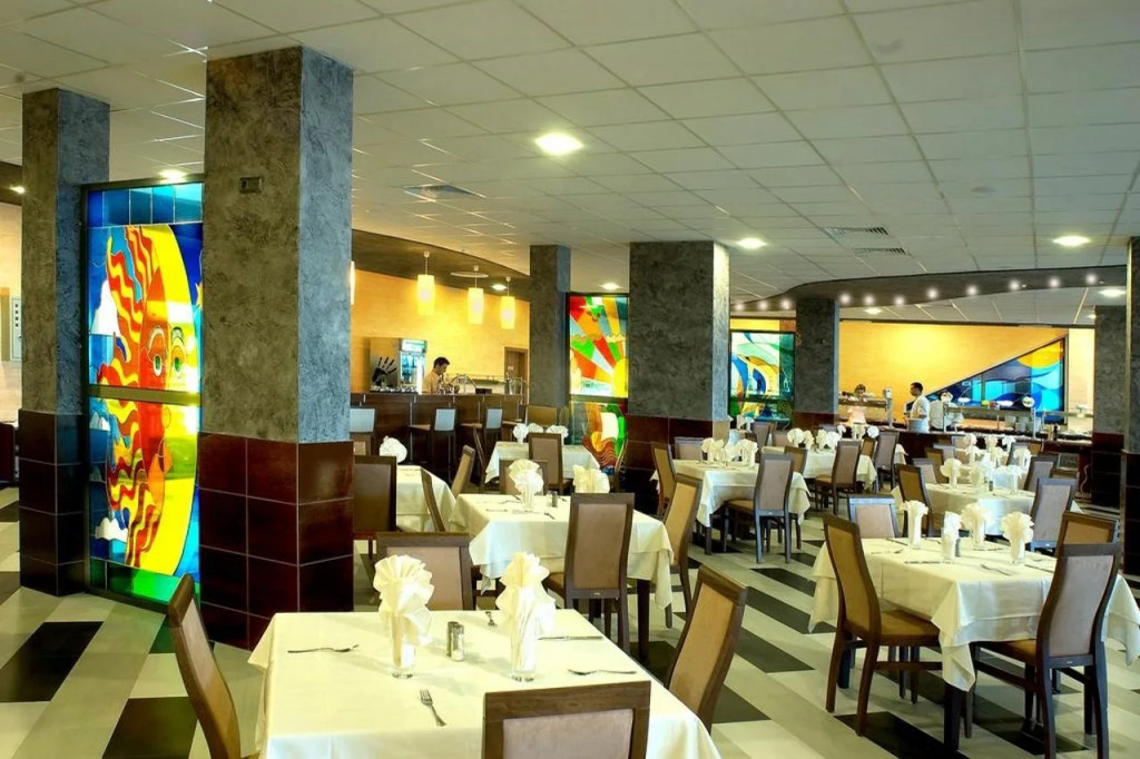 Hotel Glarus Beach