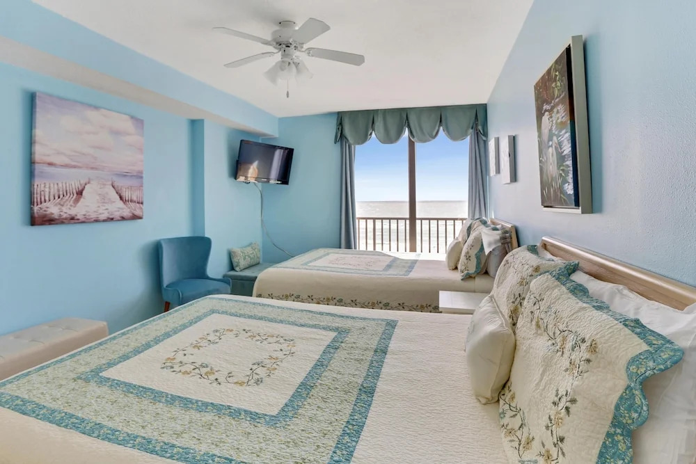 Trillium 2B Beach View From ALL Rooms/very Unique/top Location!