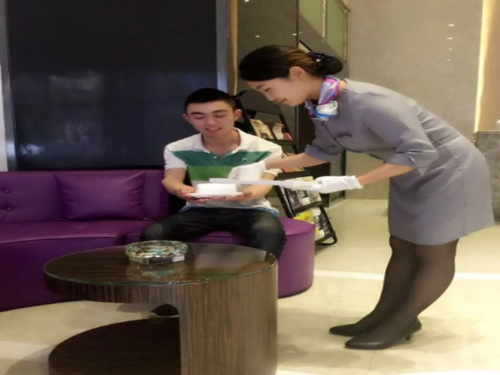 Lavande Hotel Guiyang Huaguoyuan Shopping Mall Branch