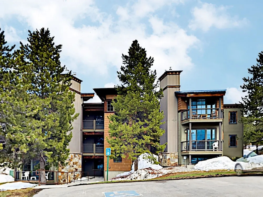 New Listing! North Star Getaway W/ Hot Tub & Sauna 2 Bedroom Condo