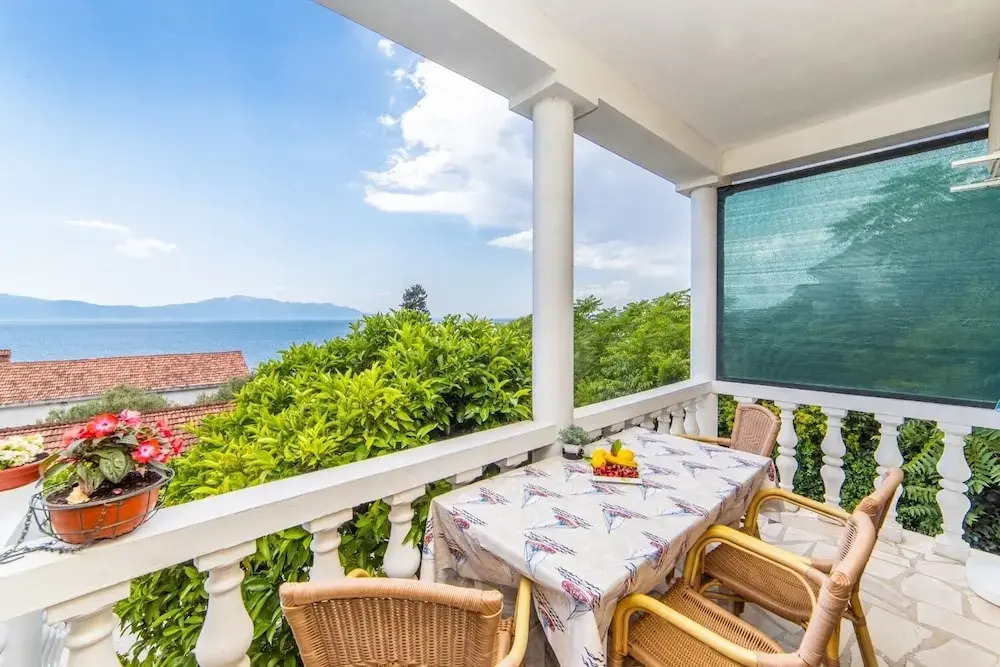More - 60m From the sea - A2 Mateo