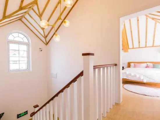 Lianlian Summer Boutique Homestay