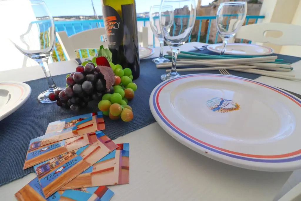 Casa Lucrezia Unique Sea View and Relaxation Near the Historic Centre