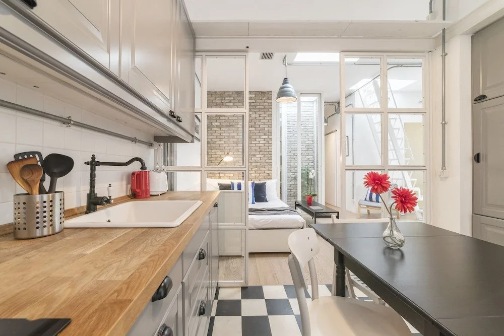 Cosy Modern Studio Flat Close to Metro Piramide