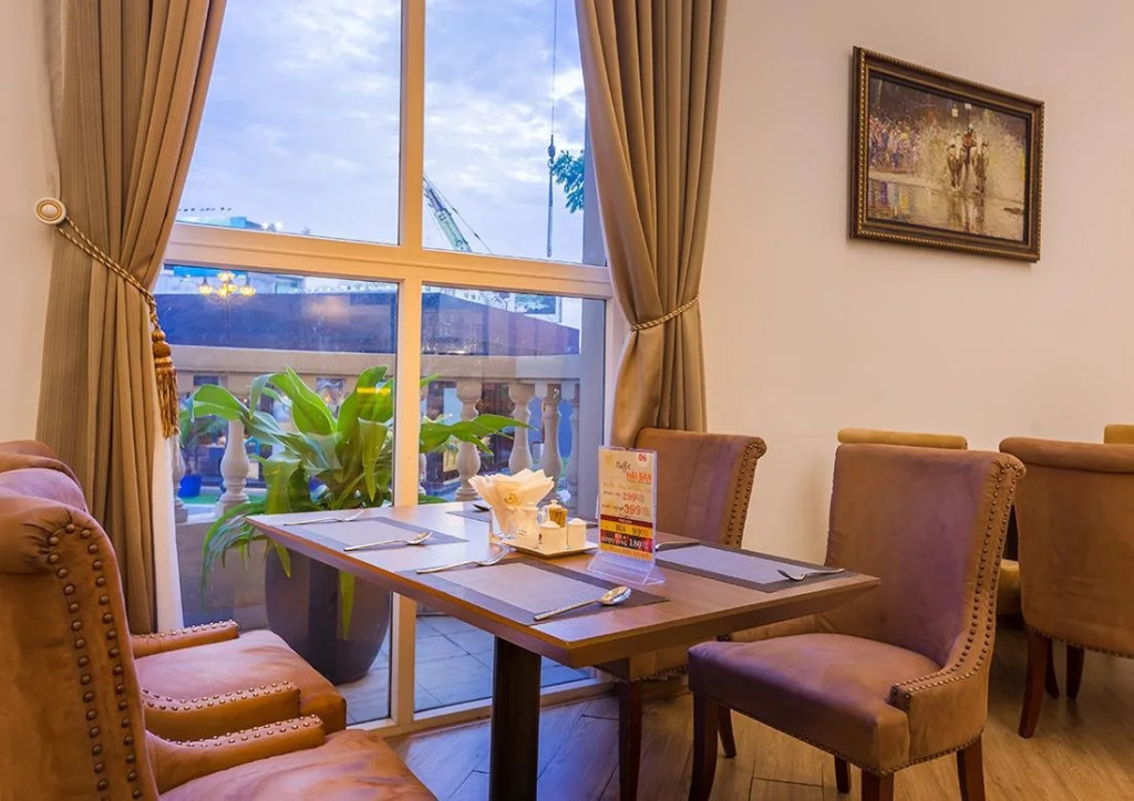 3-star Tan Son Nhat Hotel