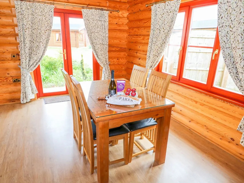 Cedar Lodge
