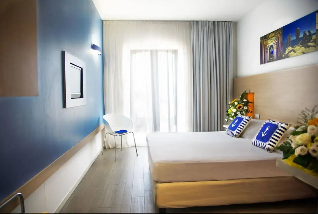 Hotel Kaos