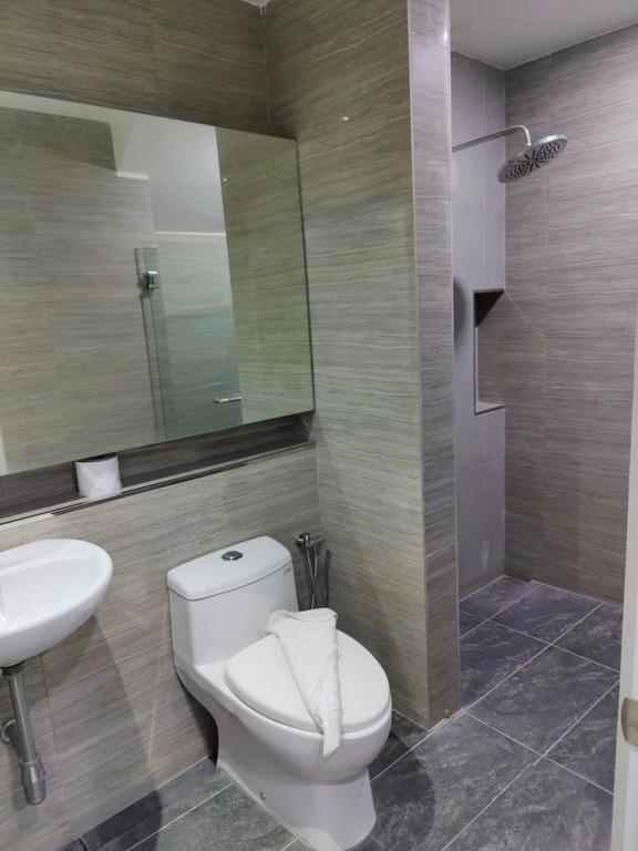 Hotel O Link Suite