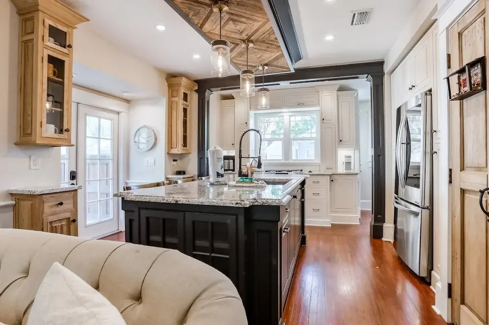 Extraordinary Old Florida Home With Designer Interior & Backyard Treehouse