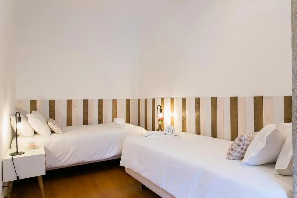 LovelyStay - Cozy 3BDR Apartment in Estrela