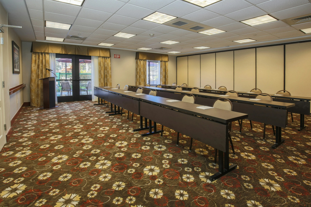 Hampton Inn & Suites Camarillo