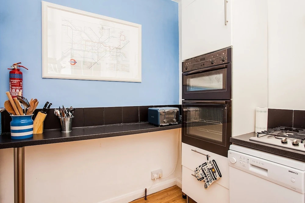 Riverside Cutty Sark 2 Bedroom Retreat