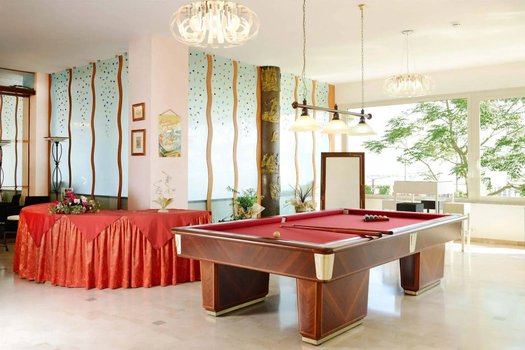 Hotel Caesar