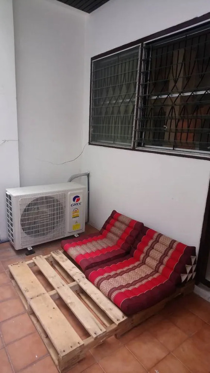 ห้องใหญ่ วิวดี กลางเมือง ใกล้บีทีเอส