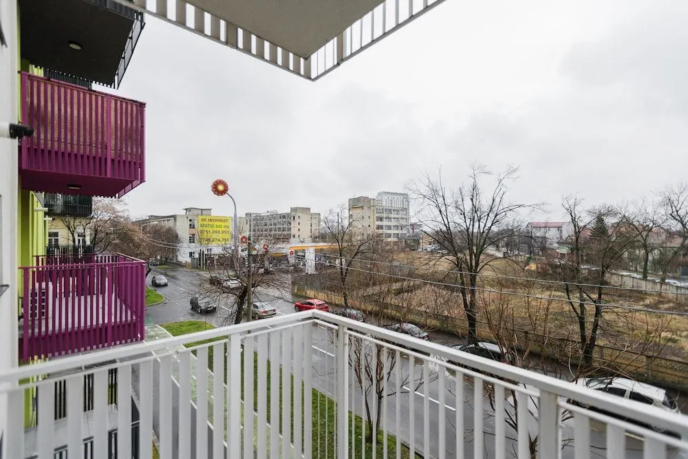 Apartment Ensity