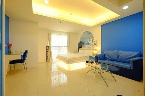 Nora Hostel