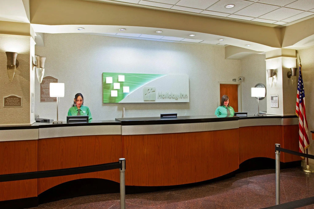 Holiday Inn East Windsor - Cranbury Area