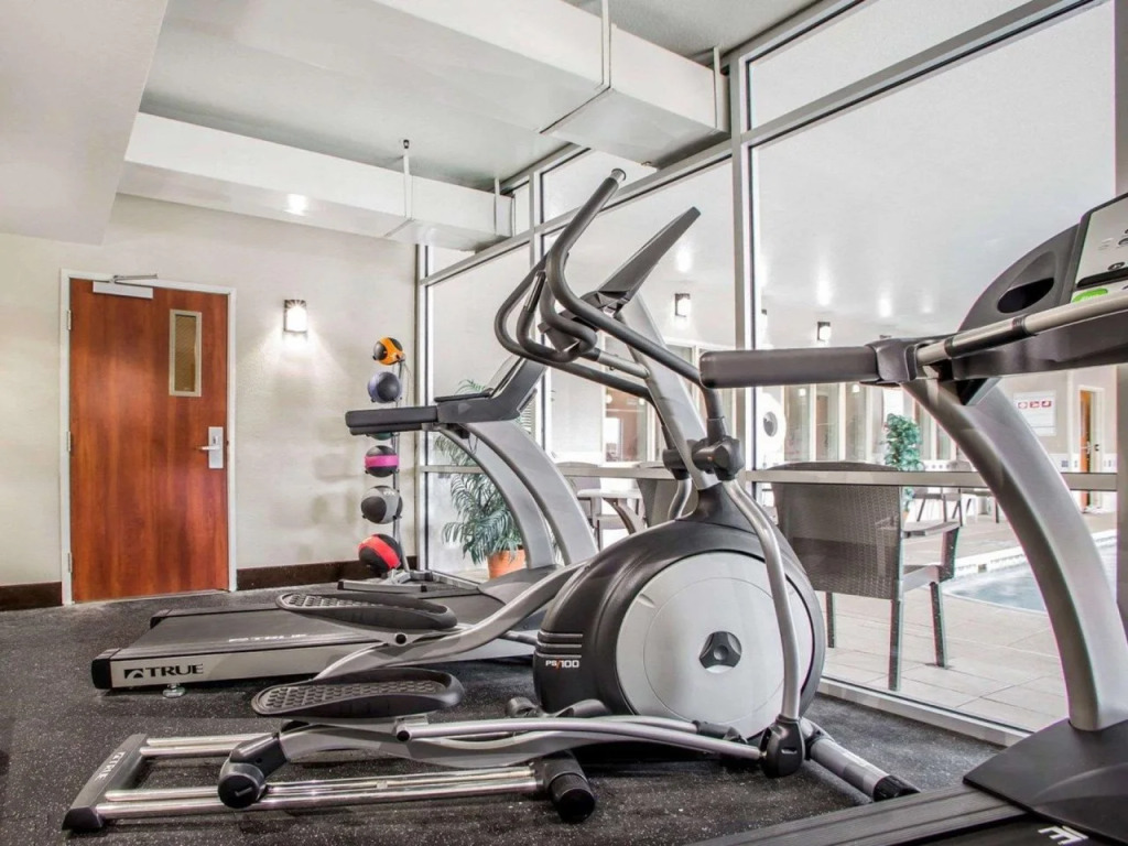 Comfort Inn & Suites Waterloo - Cedar Falls