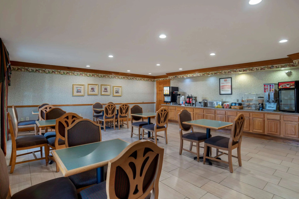 Econo Lodge Inn & Suites Flowood - Jackson Northeast