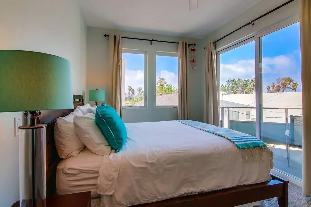 South Beach 3 Bedrooms 3 Bathrooms Townhouse