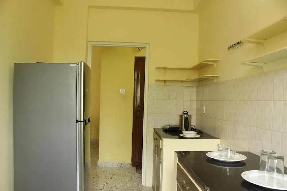 OYO 9280 Home 2 BHK Miramar Beach