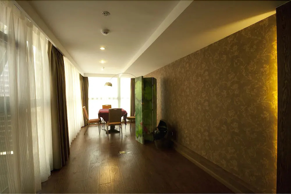 Chengdu Huanhua Jincheng Hotel